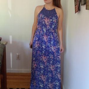 Skies Are Blue floral maxi dress